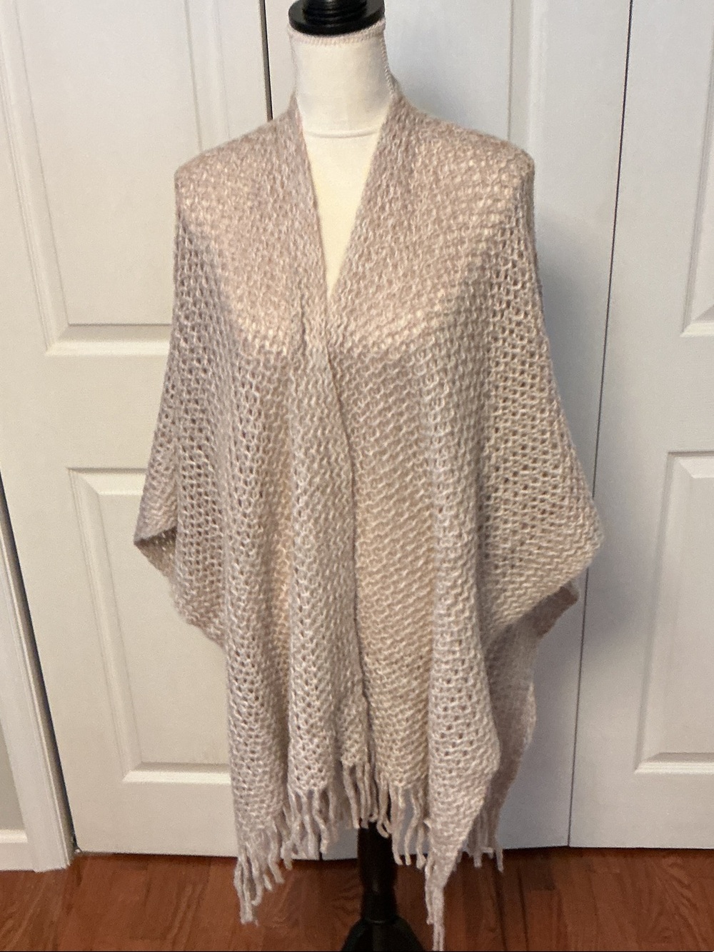 Apt. 9 Cream Open-Knit Fringe Poncho